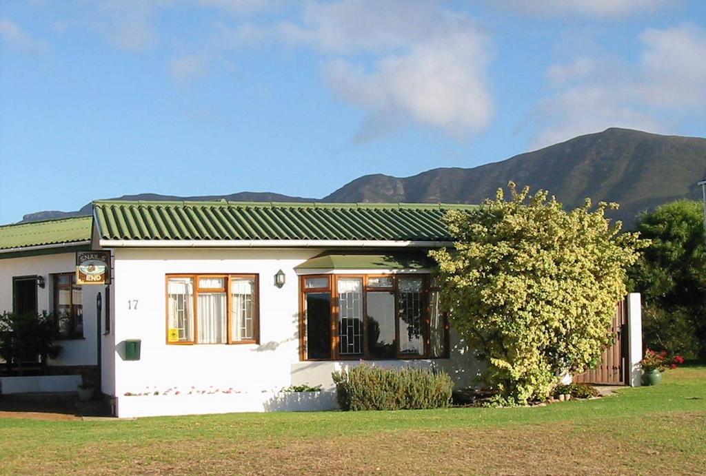 Snails' End Cottage Херманус Екстериор снимка